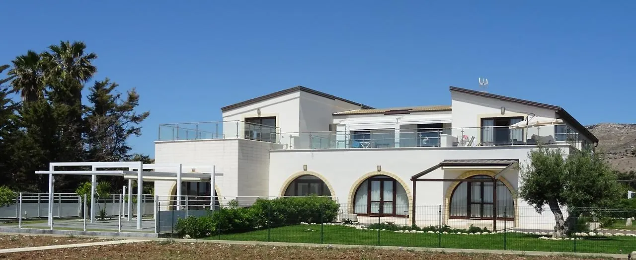 Affittimoderni Avola La Perla Apartment 0*,  Italy